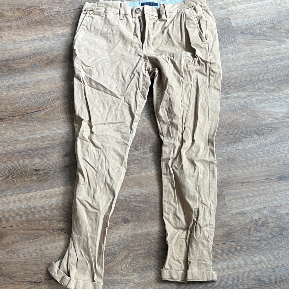 Tommy Hilfiger Men's Khaki Chinos